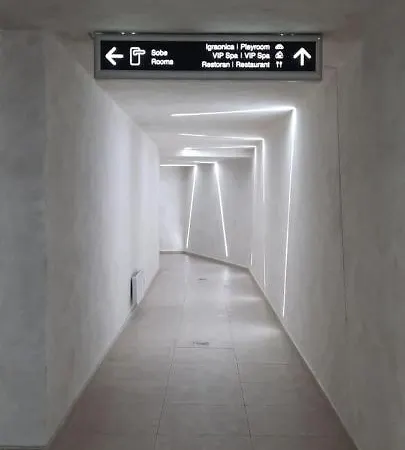 M&s - Zoned 2 4* Kopaonik